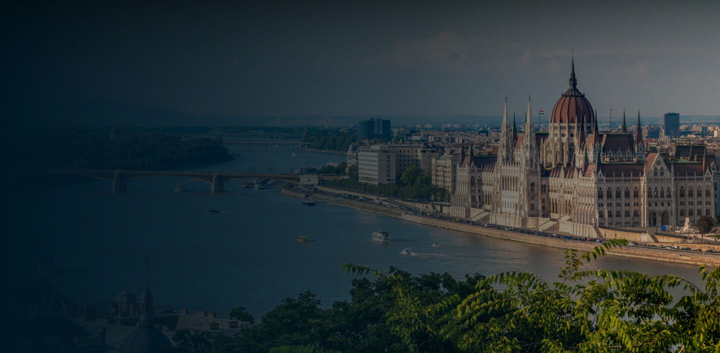 Hungary Server Desktop